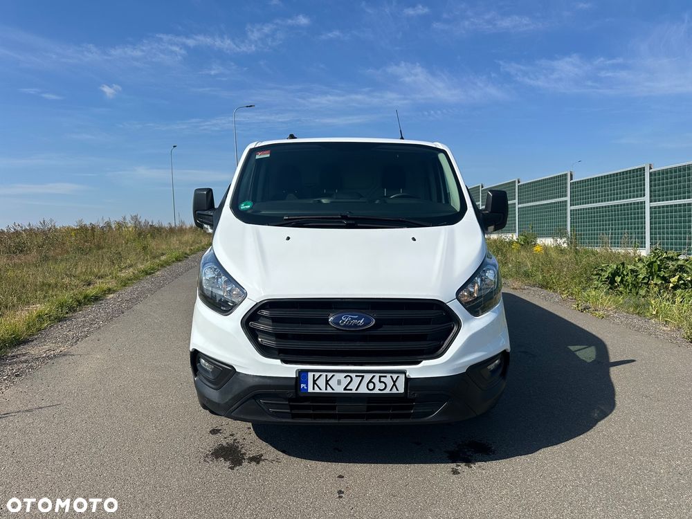 Ford Custom - 2