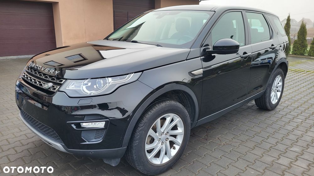 Land Rover Discovery Sport D150 R-Dynamic - 1