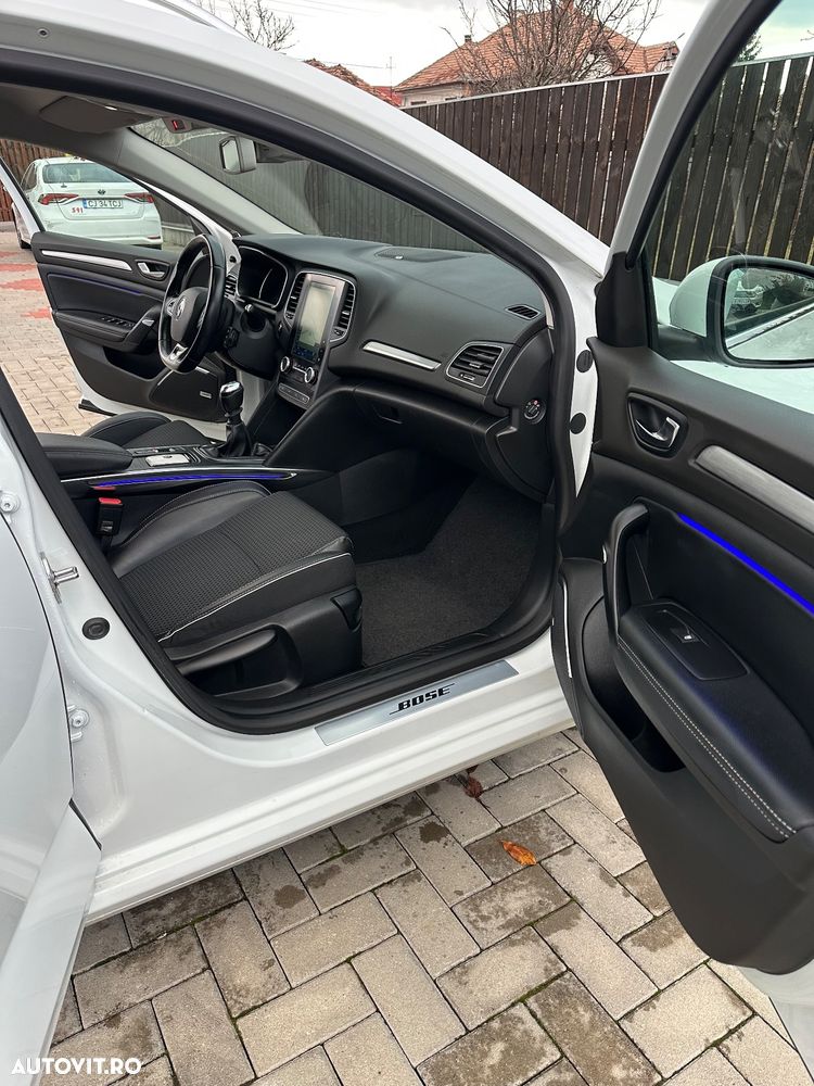 Renault Megane ENERGY dCi 130 BOSE EDITION - 15