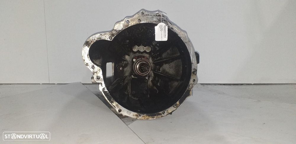 CAIXA DE VELOCIDADES NISSAN CABSTAR E - 1