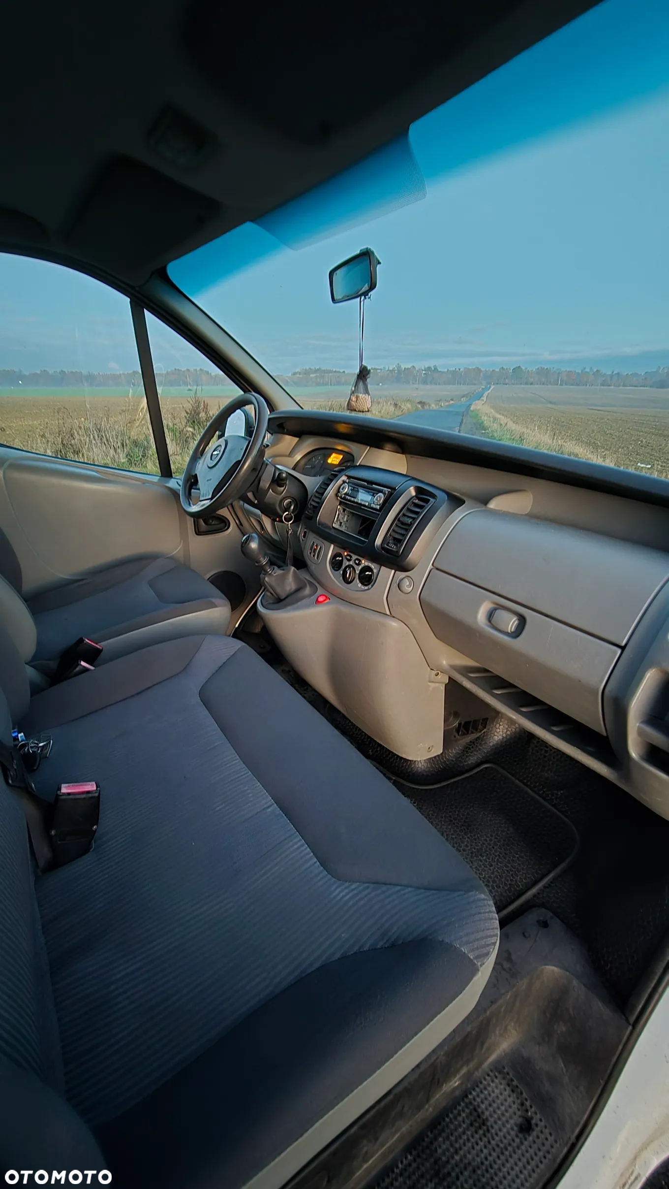 Opel Vivaro - 13
