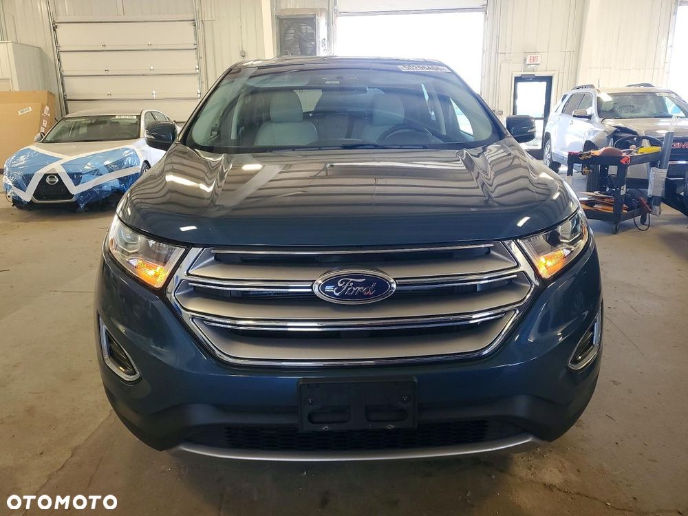 Ford Edge - 2