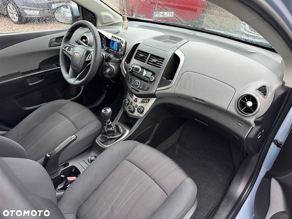 Chevrolet Aveo 1.2 LT+ - 29