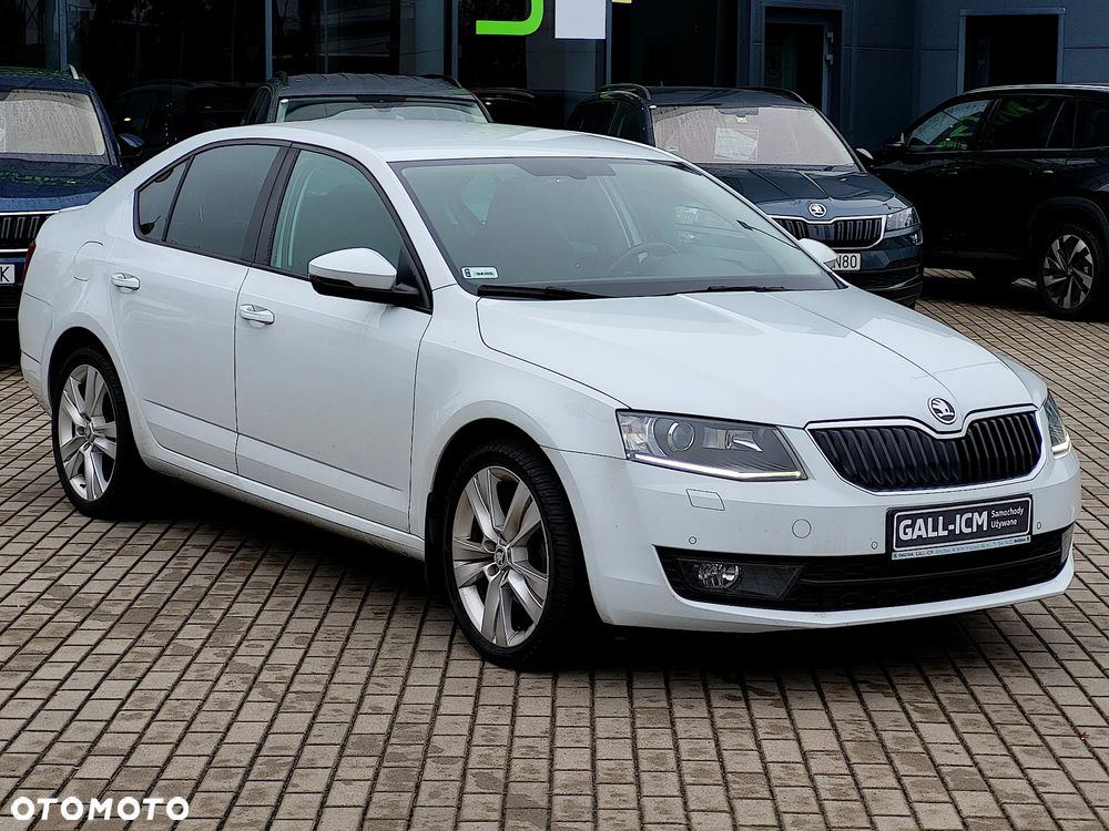 Skoda Octavia 1.4 TSI Style DSG - 6