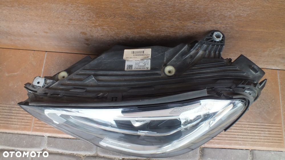 Lampa przednia lewa Mercedes W253 GLC Lift - 4