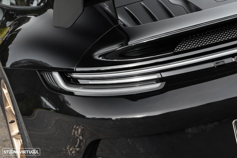 Porsche 911 (992) GT3 - 10