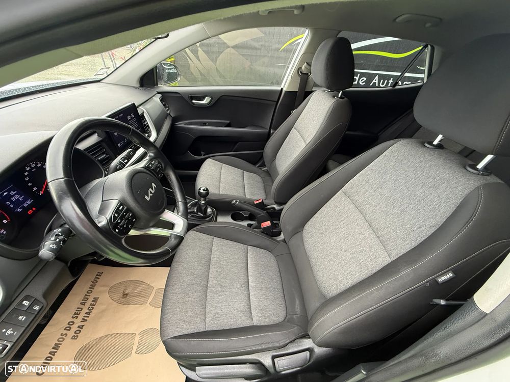 Kia Stonic 1.2 Urban - 19
