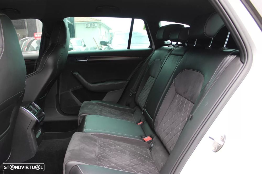 Skoda Superb 1.4 TSI iV Sportline DSG - 10