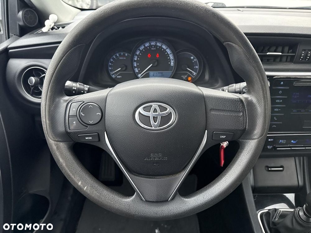 Toyota Auris 1.33 VVT-i Active - 13