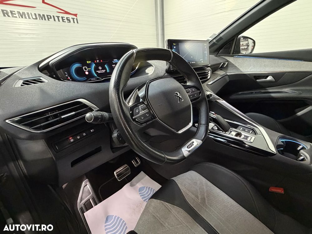 Peugeot 3008 225 e-EAT8 GT Pack - 19