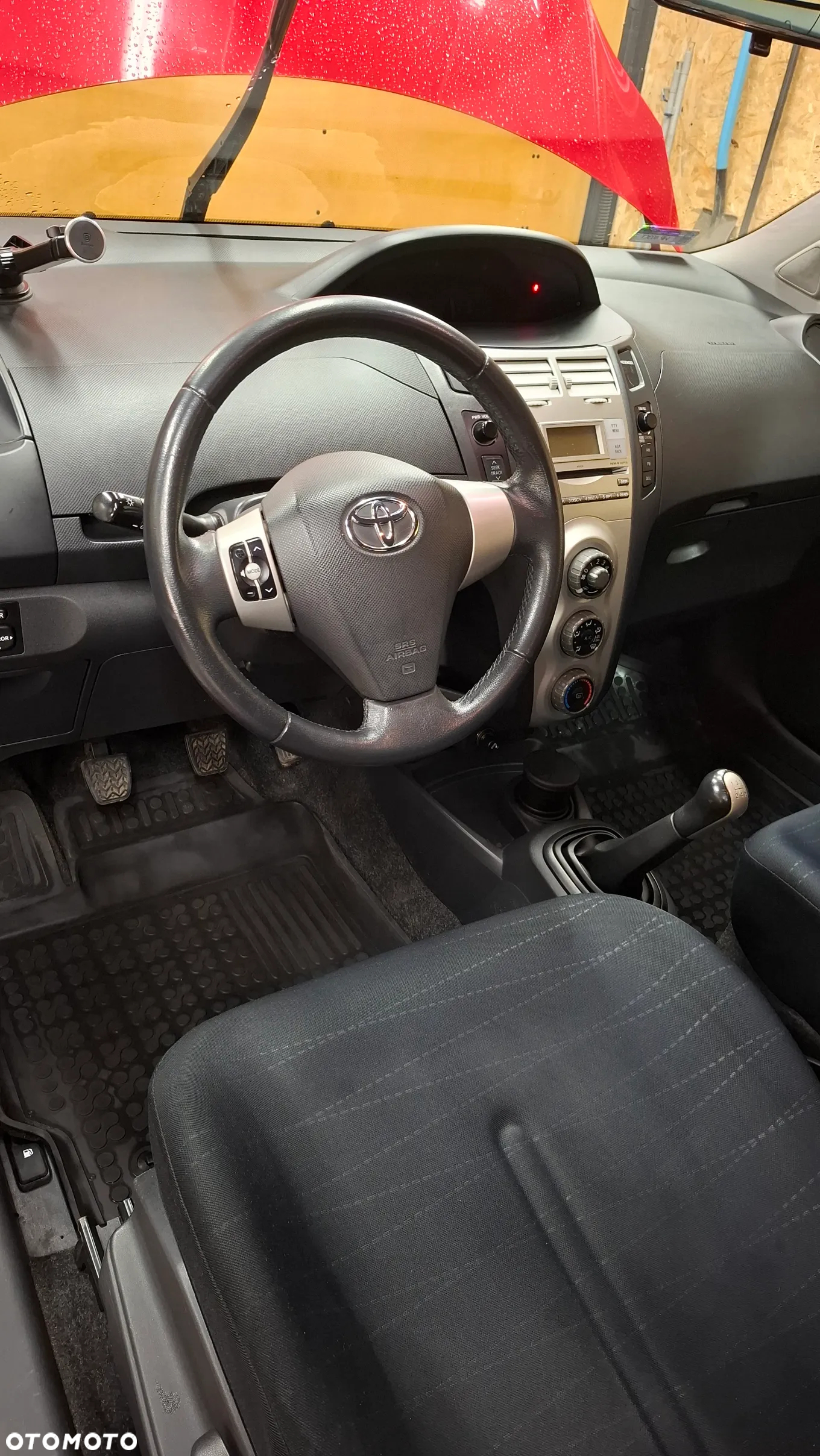 Toyota Yaris 1.3 VVT-i Luna - 17