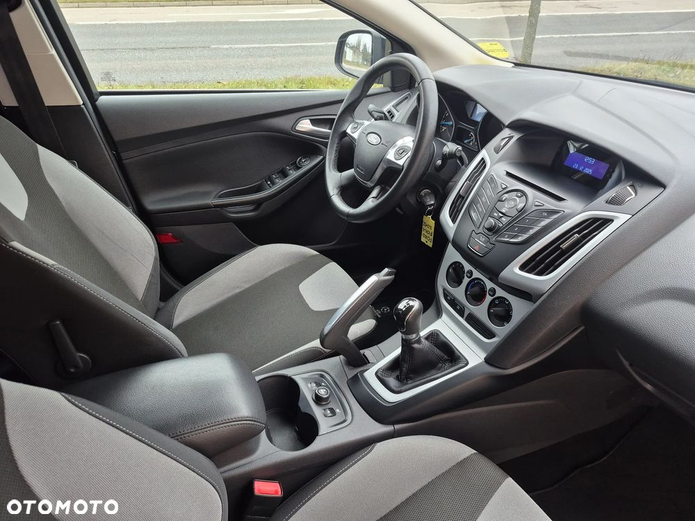 Ford Focus 1.6 TI-VCT Champions Edition - 22