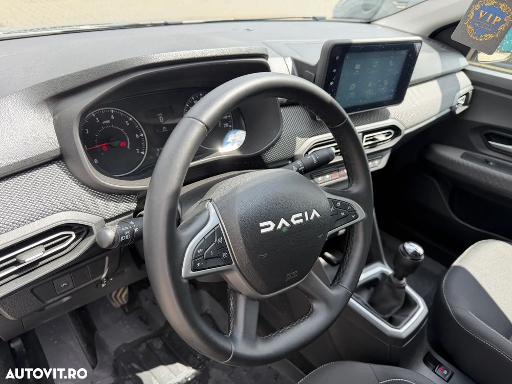 Dacia Logan TCe 90 MT6 Comfort - 9