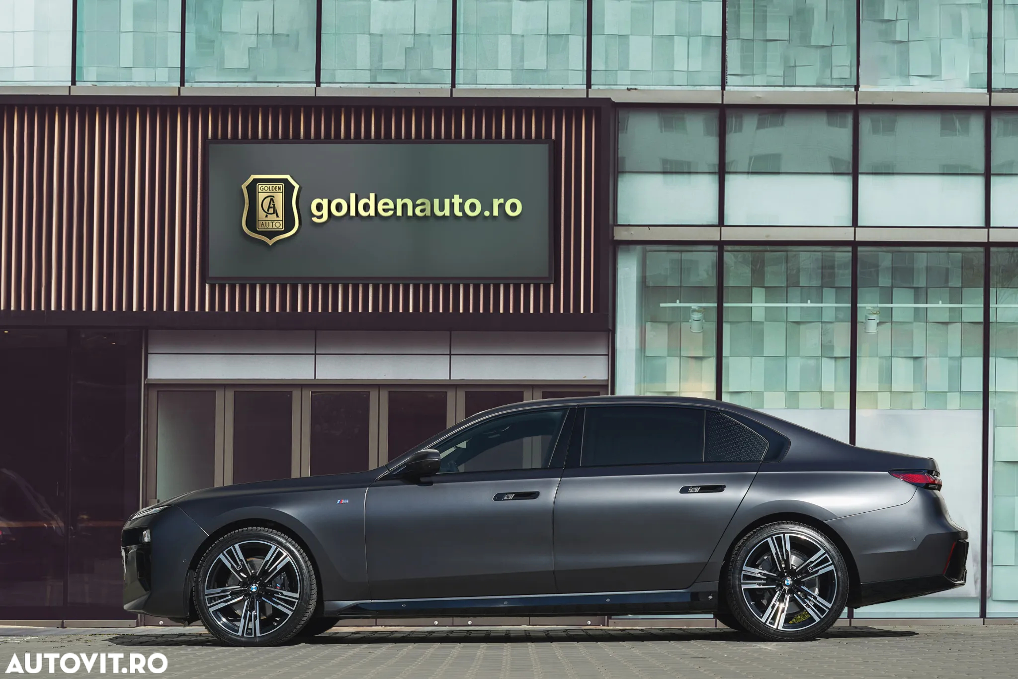 BMW Seria 7 740d xDrive MHEV - 8