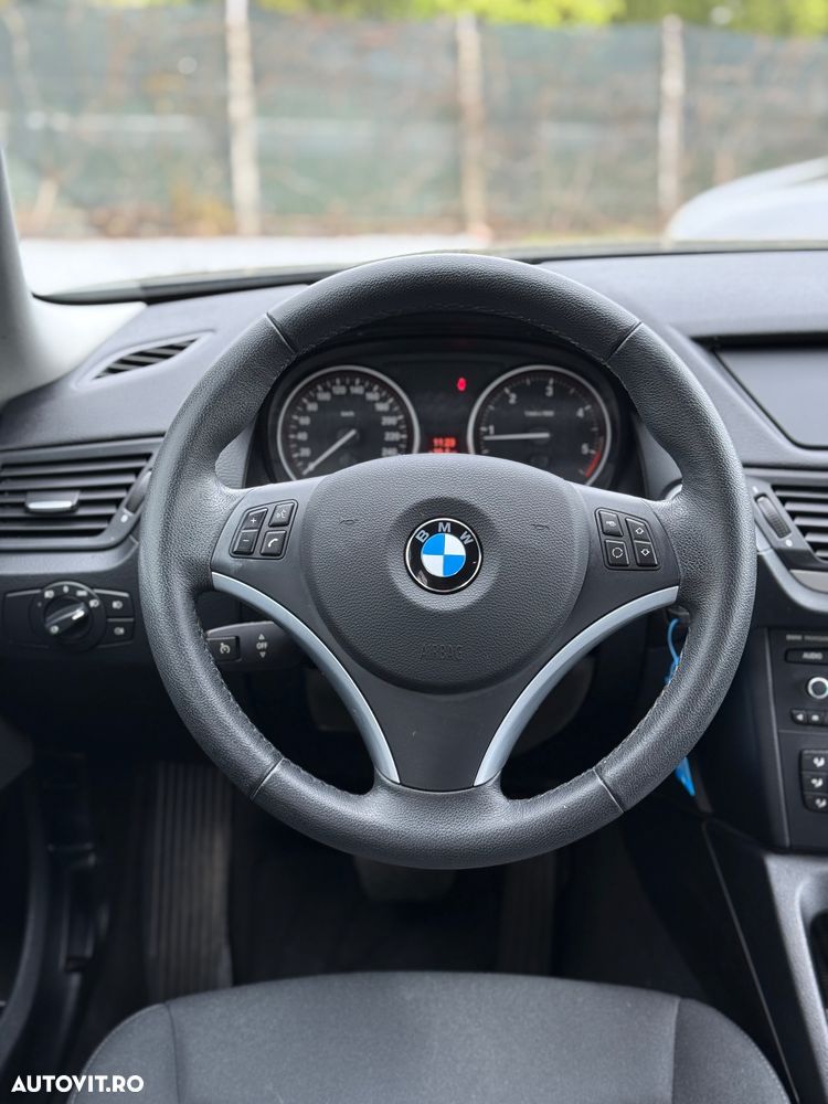 BMW X1 sDrive18d Aut. Sport Line - 27