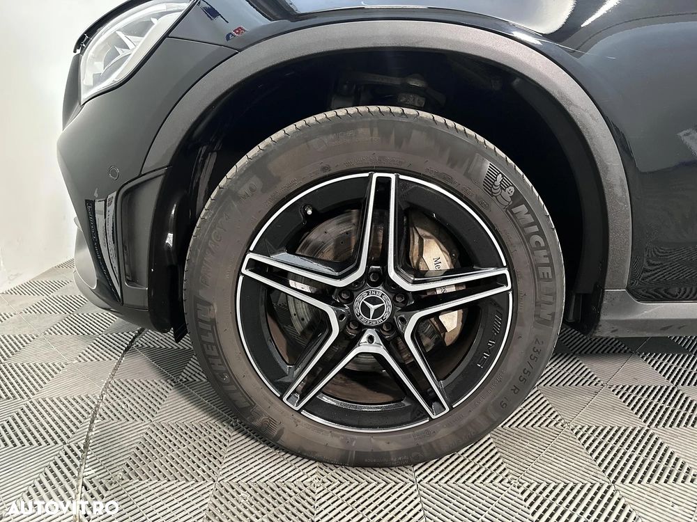 Mercedes-Benz GLC 300 de 4MATIC - 13