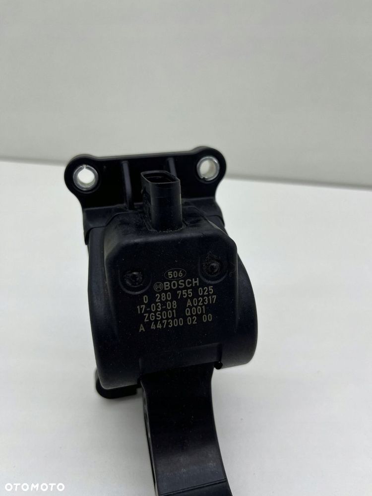 MERCEDES W447 PEDAŁ GAZU POTENCJOMETR KOMPLET A4473000200 - 2