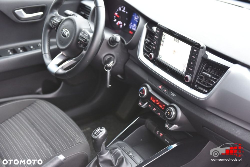 Kia Stonic - 24