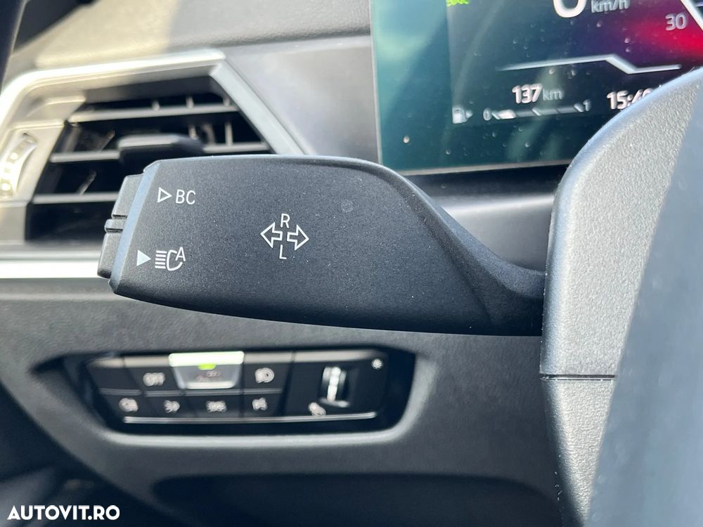 BMW Seria 3 320d xDrive AT MHEV - 17