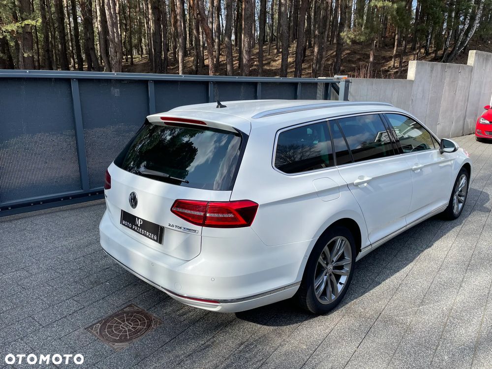 Volkswagen Passat 2.0 TDI (BlueMotion Technology) Highline - 14