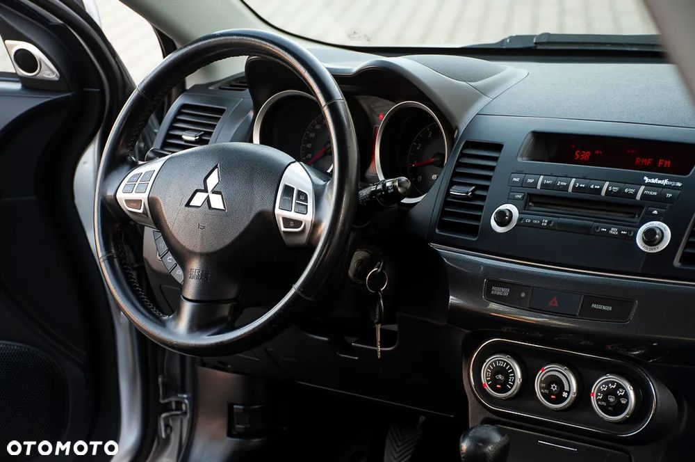 Mitsubishi Lancer 1.8 Intense - 18