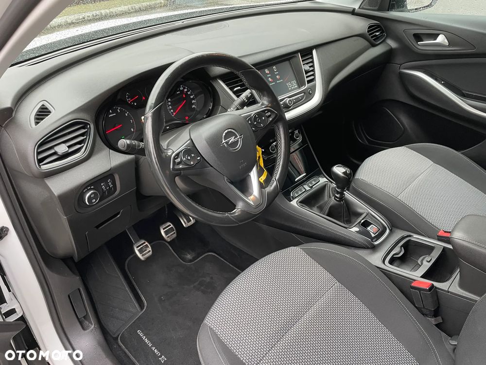 Opel Grandland X 1.2 Start/Stop 120 Jahre - 13
