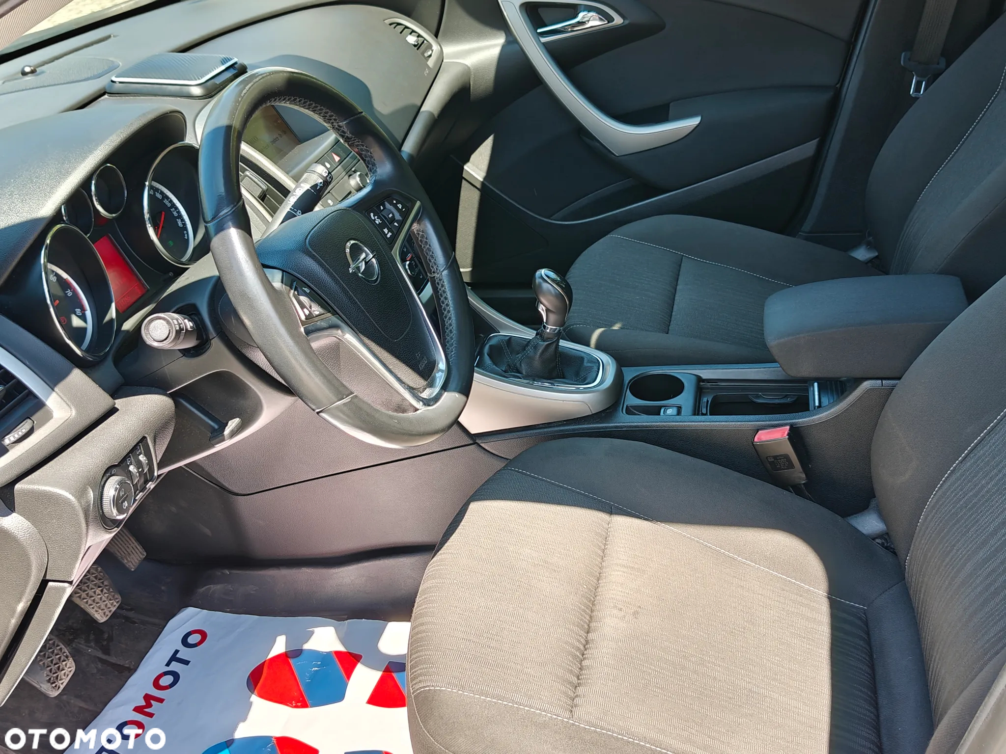 Opel Astra 1.6 Cosmo - 10