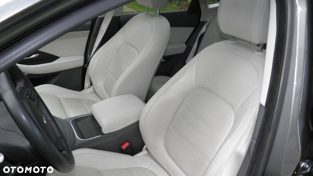 Jaguar E-Pace P250 AWD S - 17