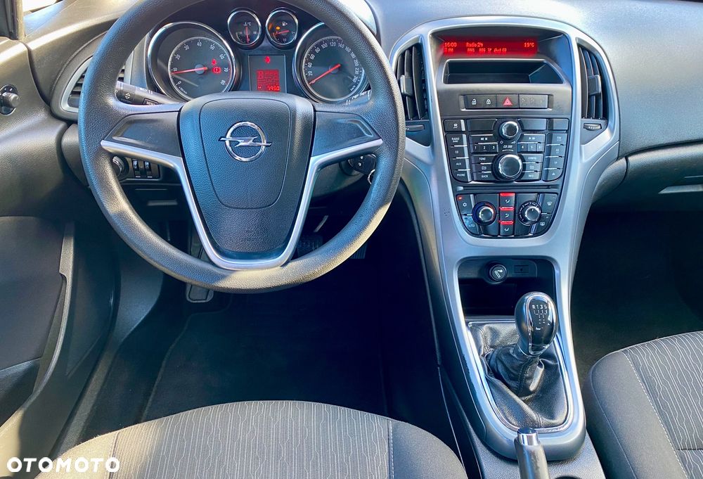 Opel Astra - 31
