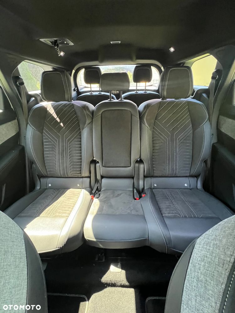 Peugeot 5008 - 19