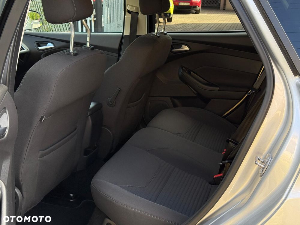 Ford Focus 1.5 TDCi DPF Start-Stopp-System Titanium - 12