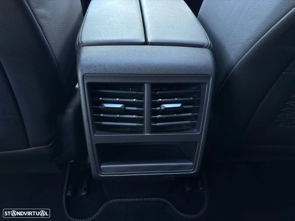 DS DS7 Crossback E-Tense Performance Line+ EAT8 - 45