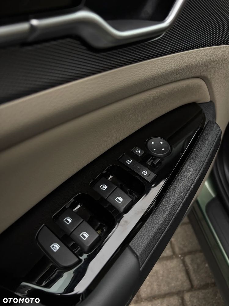 Kia Sportage 1.6 T-GDI Business Line 2WD DCT - 24