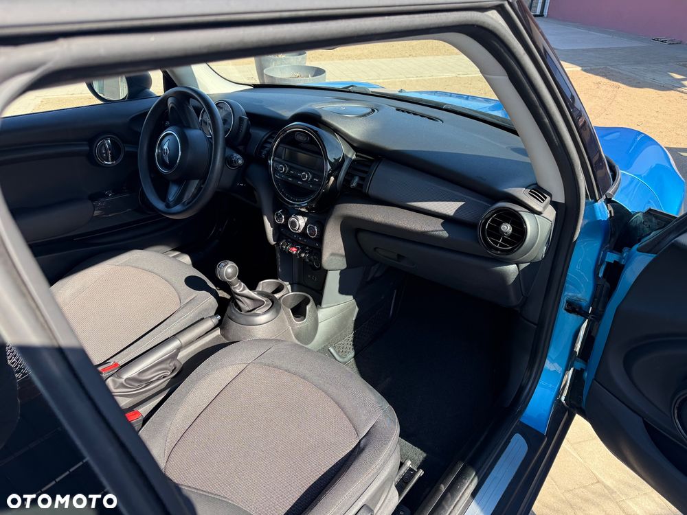 MINI ONE Blackyard - 27