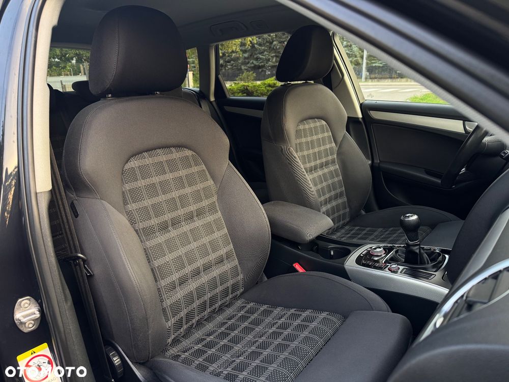 Audi A4 Avant 2.0 TDI DPF S line Sportpaket - 37