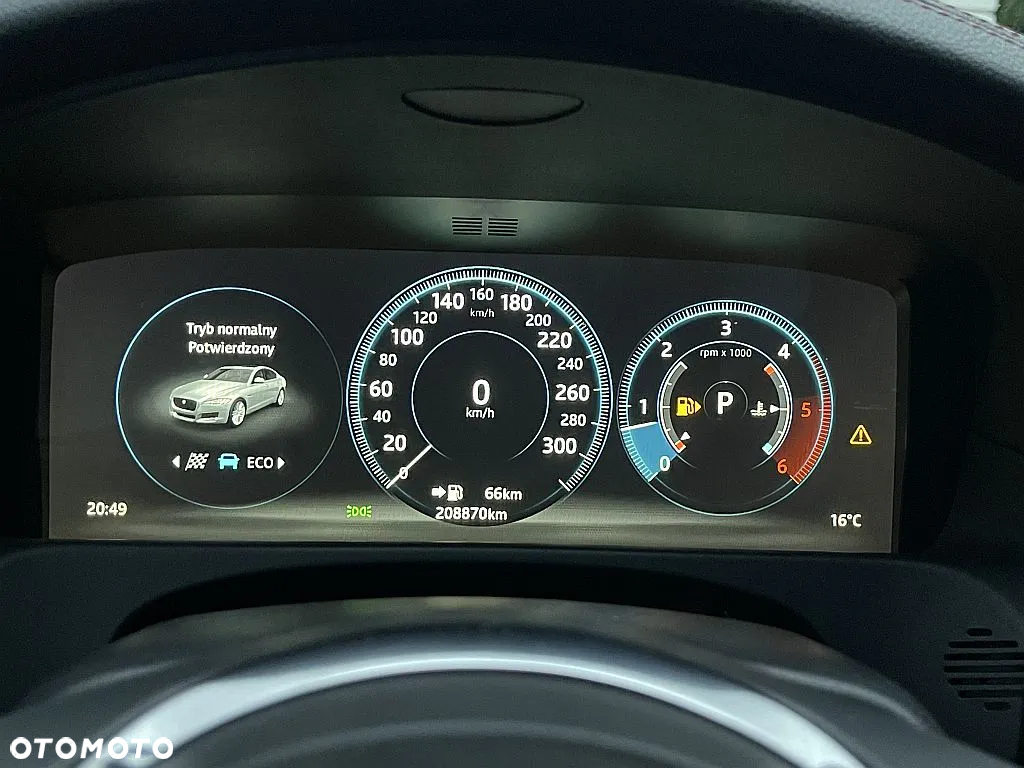 Jaguar XF 2.0 i4D R-Sport - 14