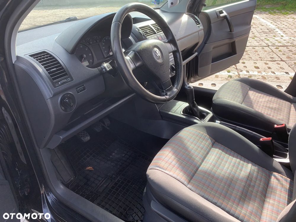 Volkswagen Polo - 17