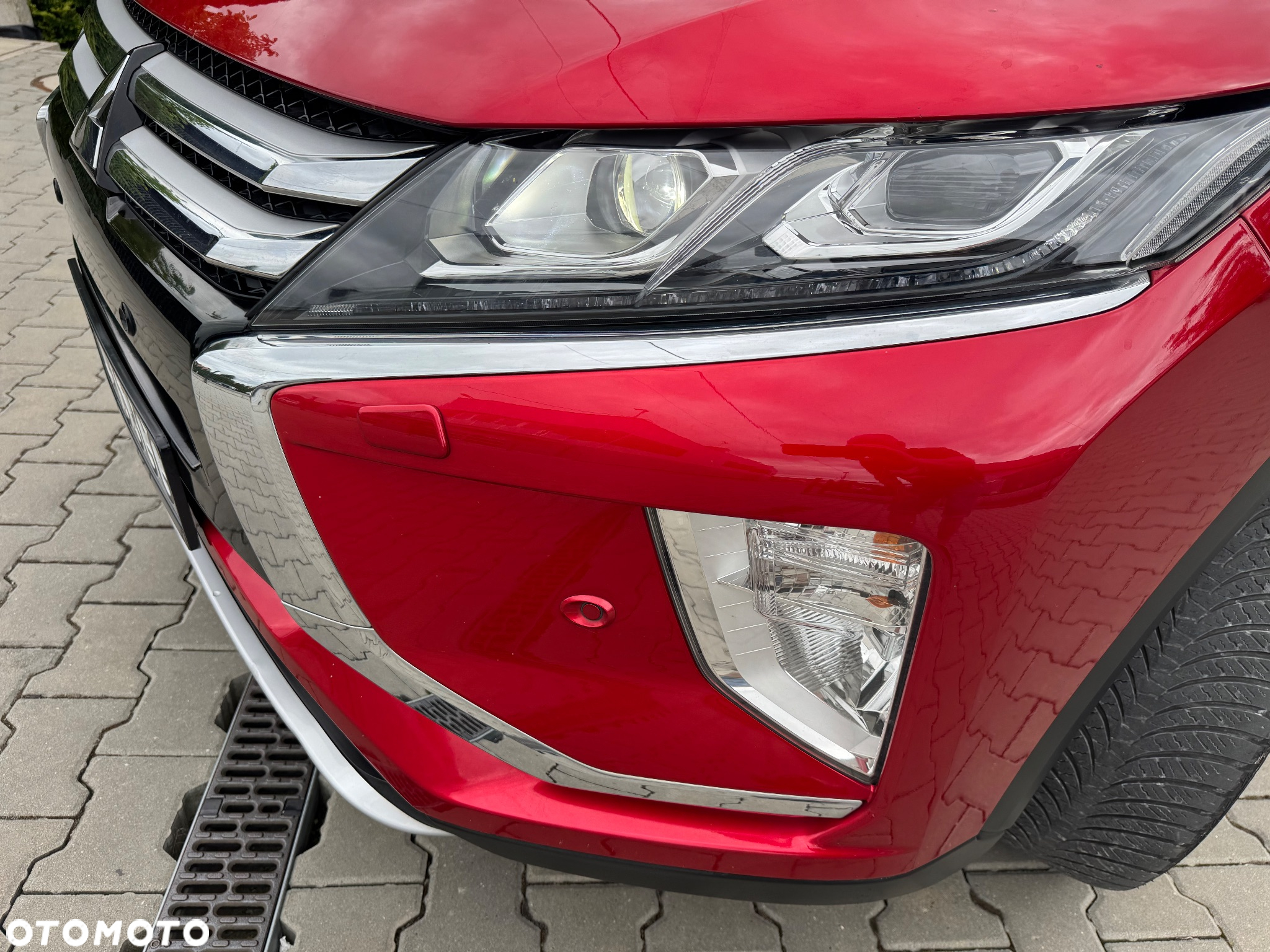 Mitsubishi Eclipse Cross 1.5 T GPF Intense Pro CVT 4WD - 38