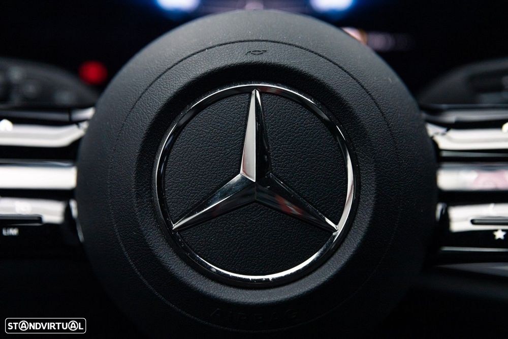 Mercedes-Benz E 300 e AMG Line - 30