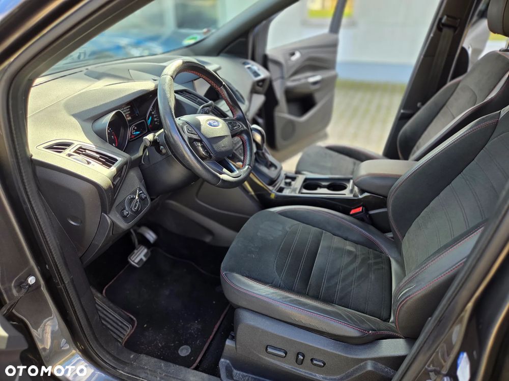 Ford Kuga 1.5 EcoBoost 4x4 ST-Line - 25