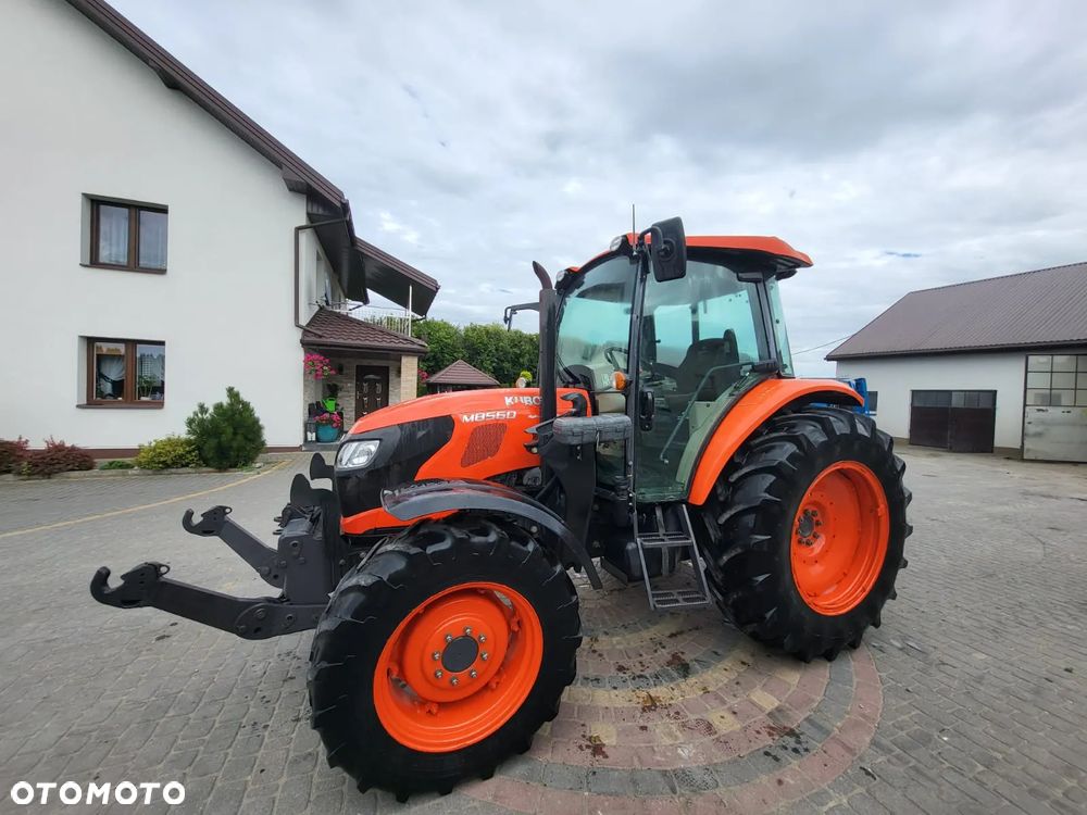 Kubota M8560 - 1
