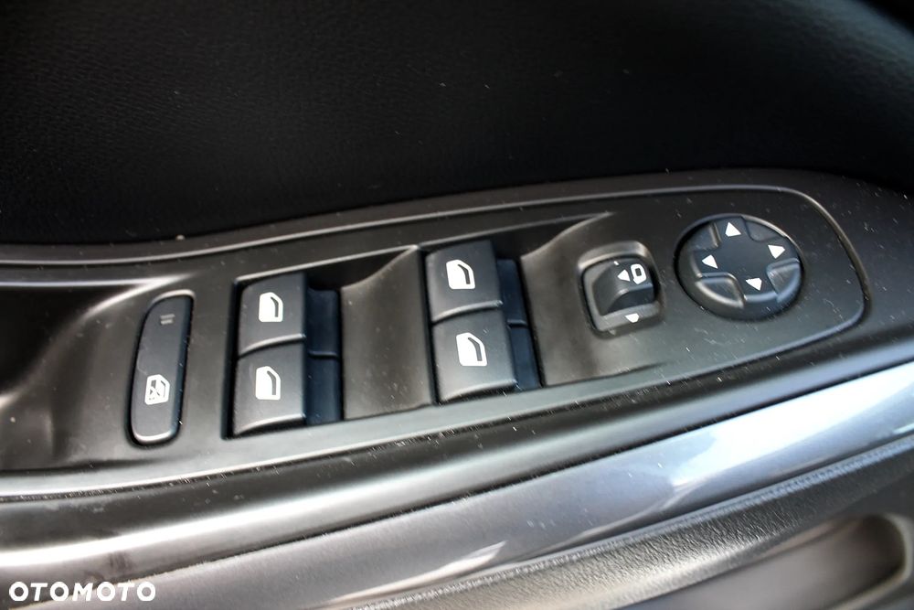 Opel Grandland X 2.0 D Start/Stop Automatik Business Innovation - 22