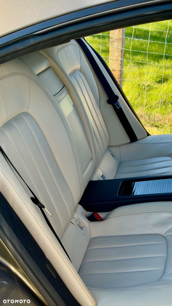 Mercedes-Benz CLS 500 4-Matic BlueEff - 18
