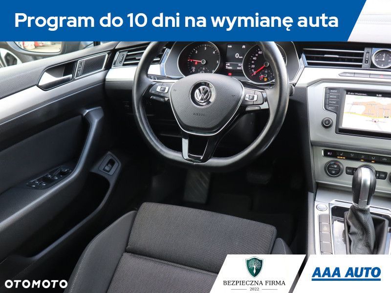 Volkswagen Passat Variant - 9