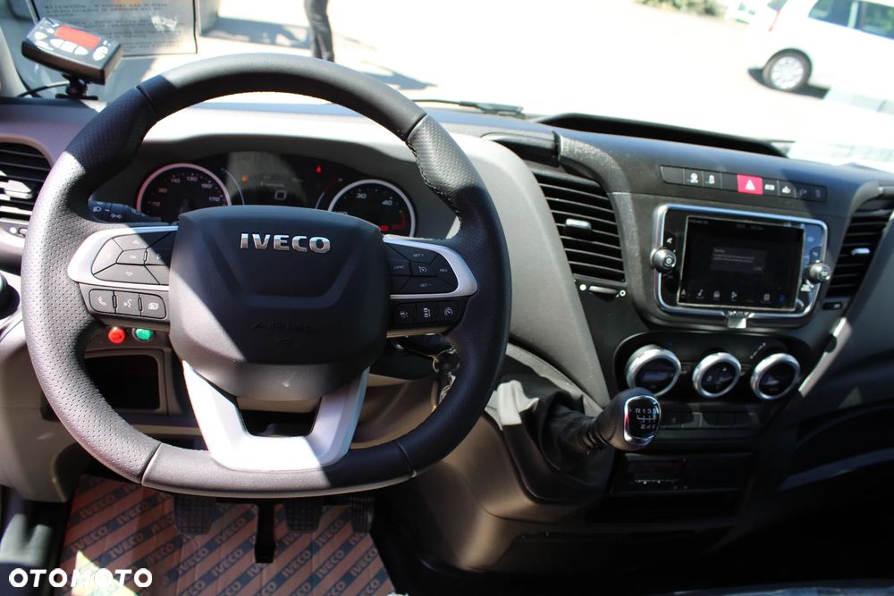Iveco DAILY - 11