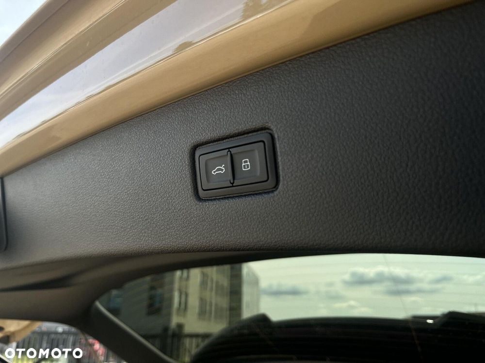 Audi Q7 - 17