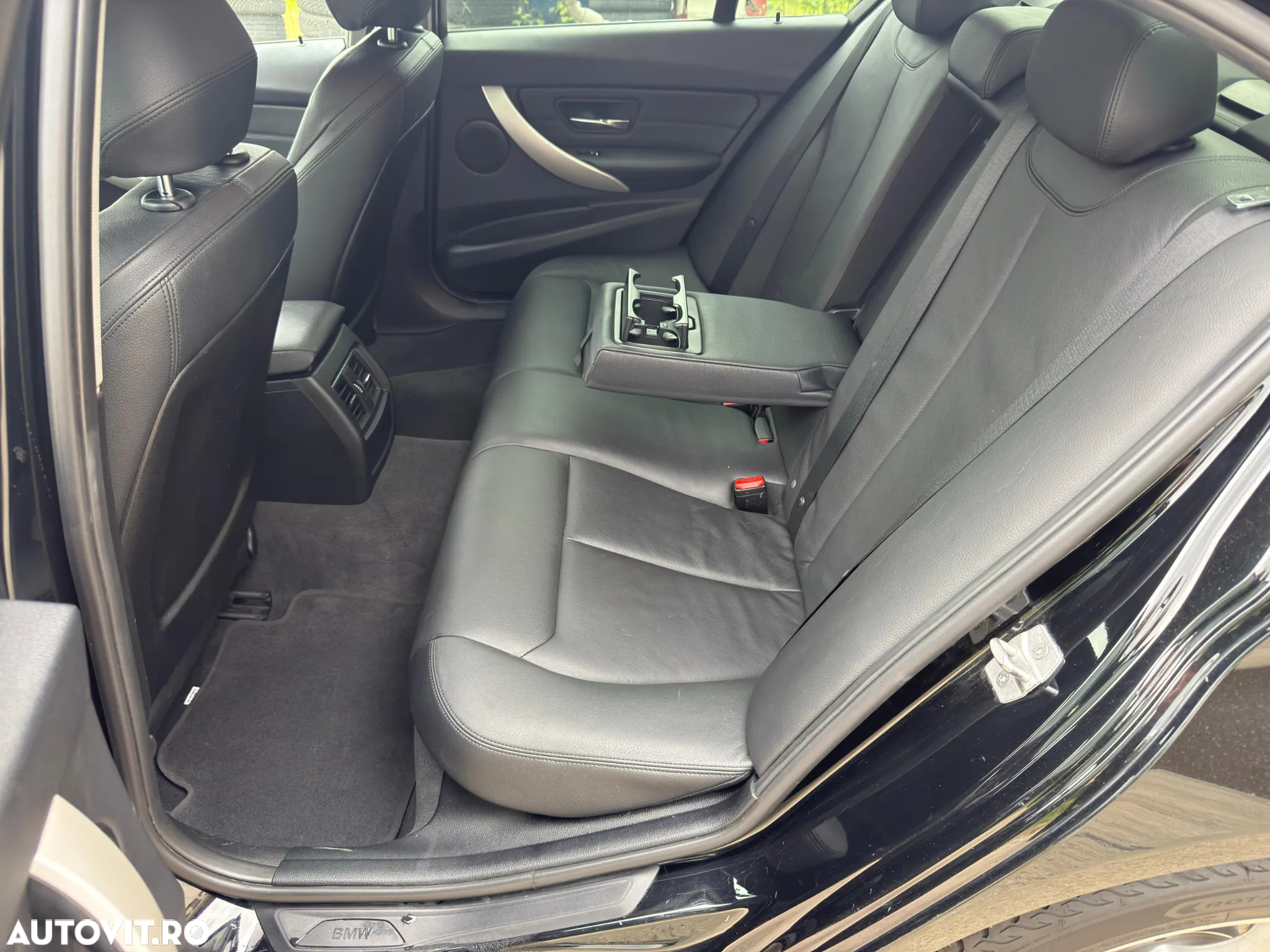 BMW Seria 3 320d Aut. Sport Line - 5