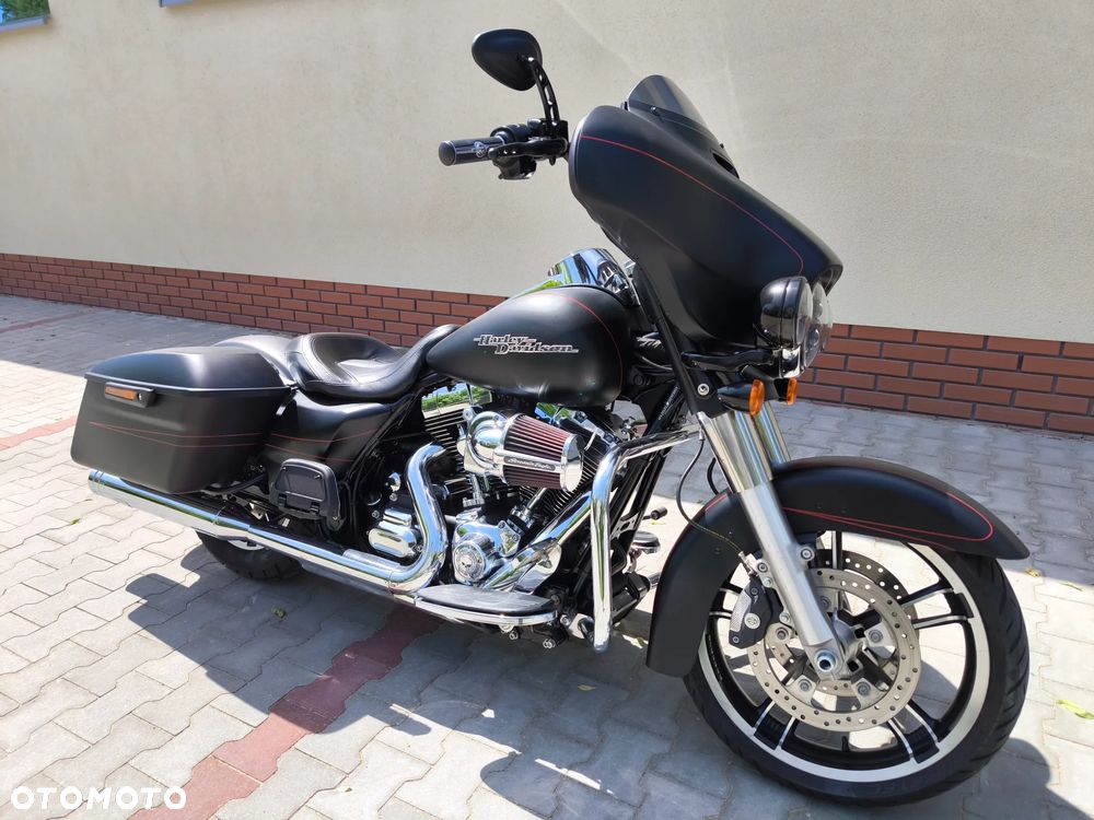 Harley-Davidson FLHXS Special - 2