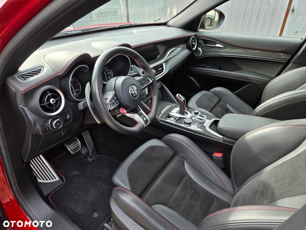 Alfa Romeo Stelvio 2.9 V6 Bi-Turbo Quadrifoglio Q4 - 21