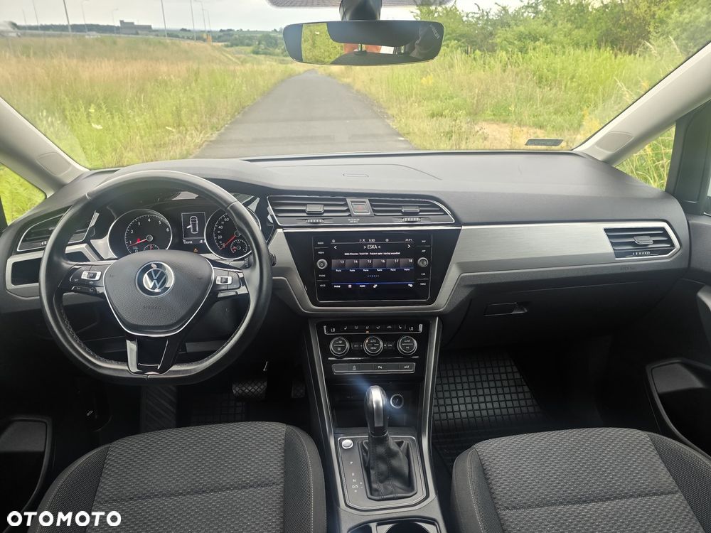 Volkswagen Touran 1.5 TSI EVO Comfortline DSG - 5